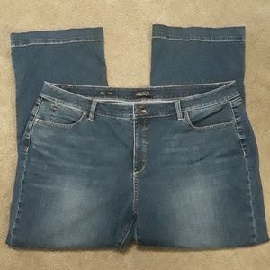 Womans Petite Talbots Five-Pocket Flare Jeans